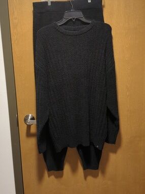 NWT UGG Cozy Knit Set Black Medium Oversized Top Joggers Lounge Athleisure